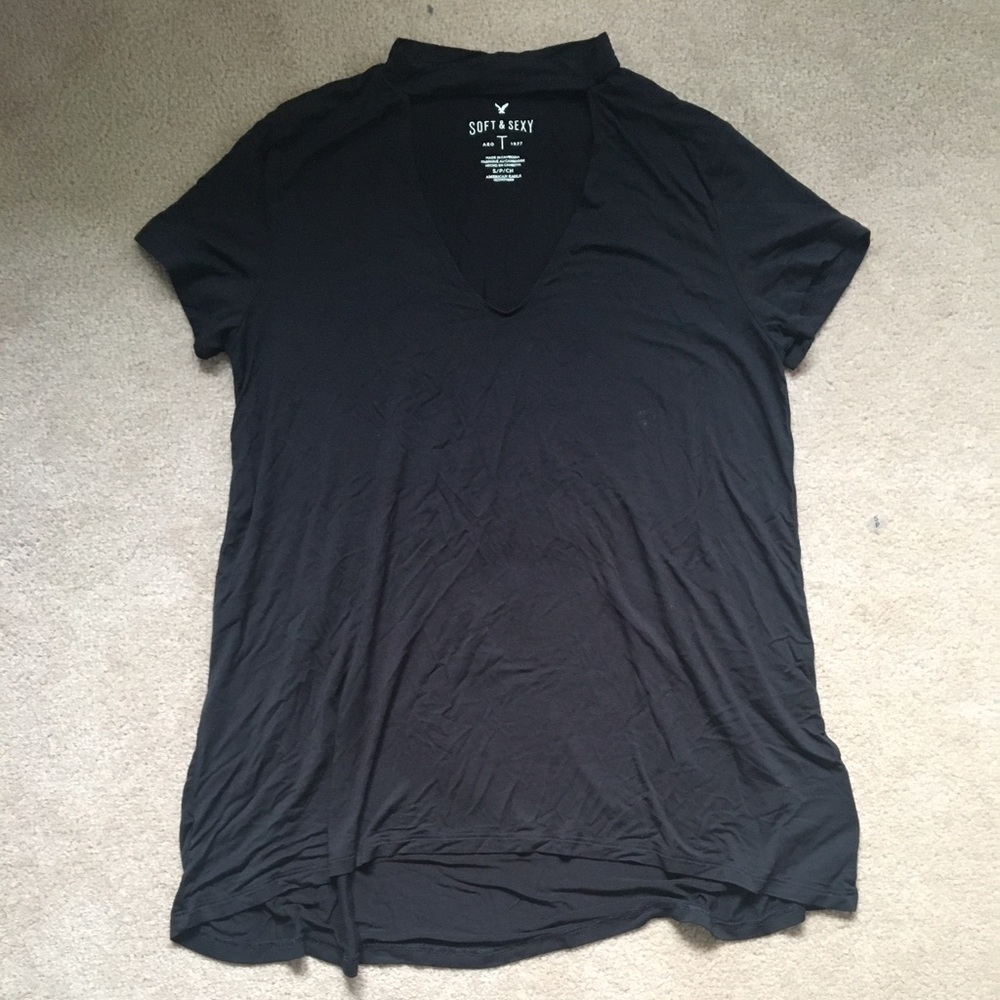 American Eagle choker t-shirt